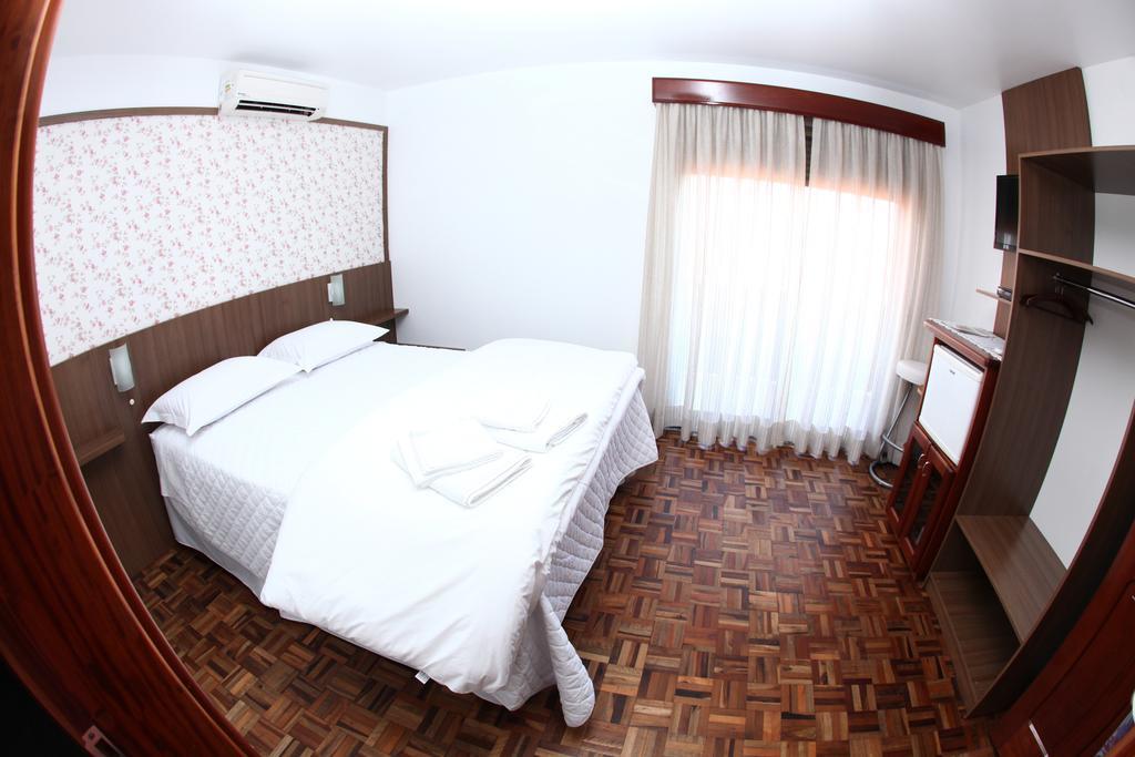 Hospedaria Gãstehaus Enzian Treze Tilias Bagian luar foto